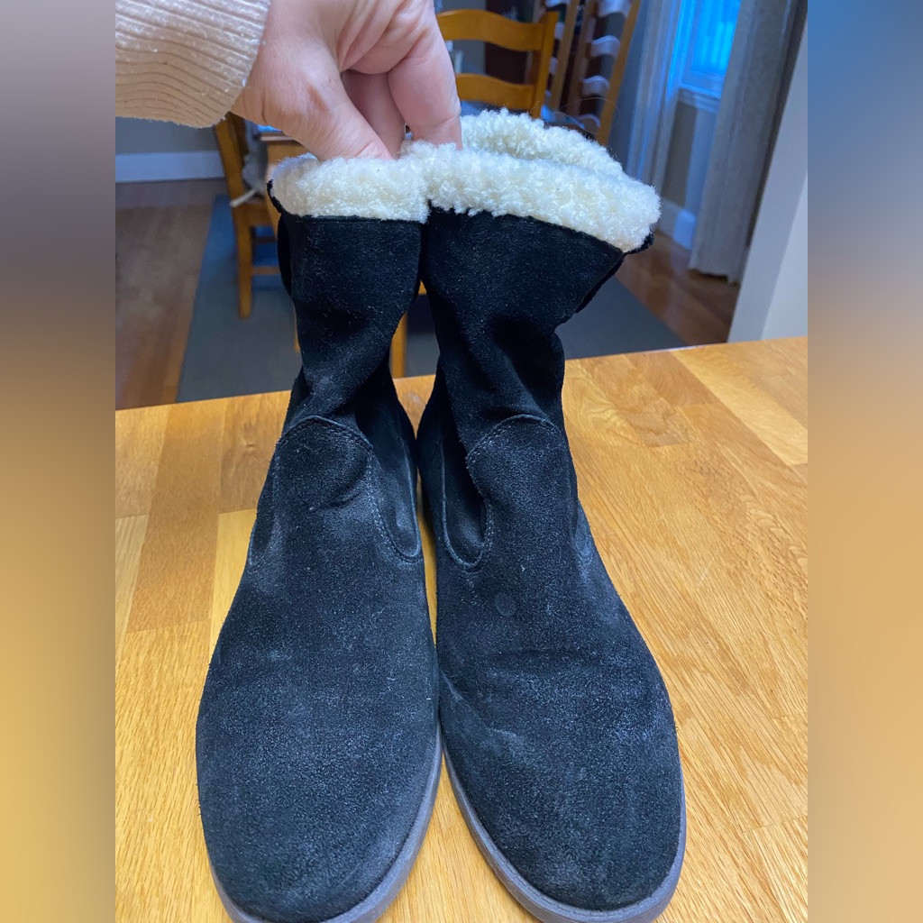 Like New! Worn Twice! Sole Society Black Suede Boots W/Sherpa Trim Size 8 1/2